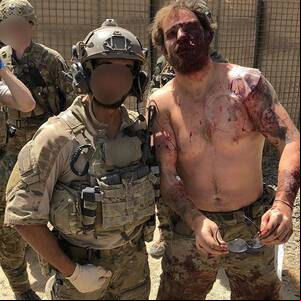 Military Porn Captions - Two US Army Special Forces soldiers pose for a nice photo after some  unfortunate circumstances, Afghanistan [640 x 640] : r/MilitaryPorn