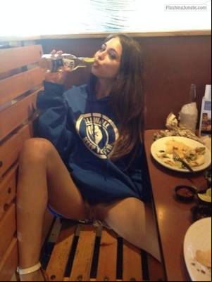 ftv cheerleader pussy upskirts - Pantyless cheerleader Riley Reid drink beer in restaurant