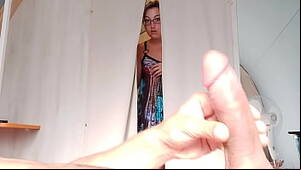 beach voyeur mother in law - He thought he was alone, his mother-in-law saw everything OMG !!! she  offers him services... - XVIDEOS.COM