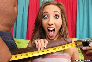 black porn star divine - Kelly Divine sucking and riding huge fake black cock.